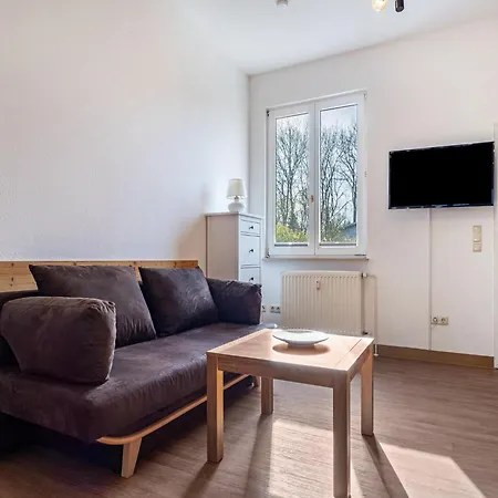 Holiday home Reihenhaus Mit Wlan In Buchholz Am Mueritzsee