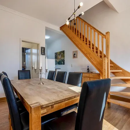 Holiday home Reihenhaus Mit Wlan In Am Mueritzsee