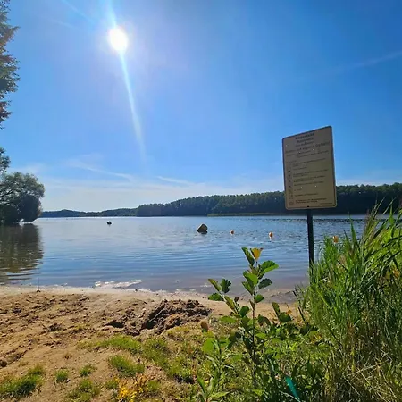 Reihenhaus Mit Wlan In Am Mueritzsee בית נופש