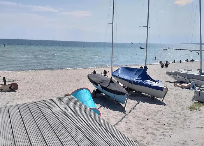 Feriehus Reihenhaus Mit Wlan In Am Mueritzsee